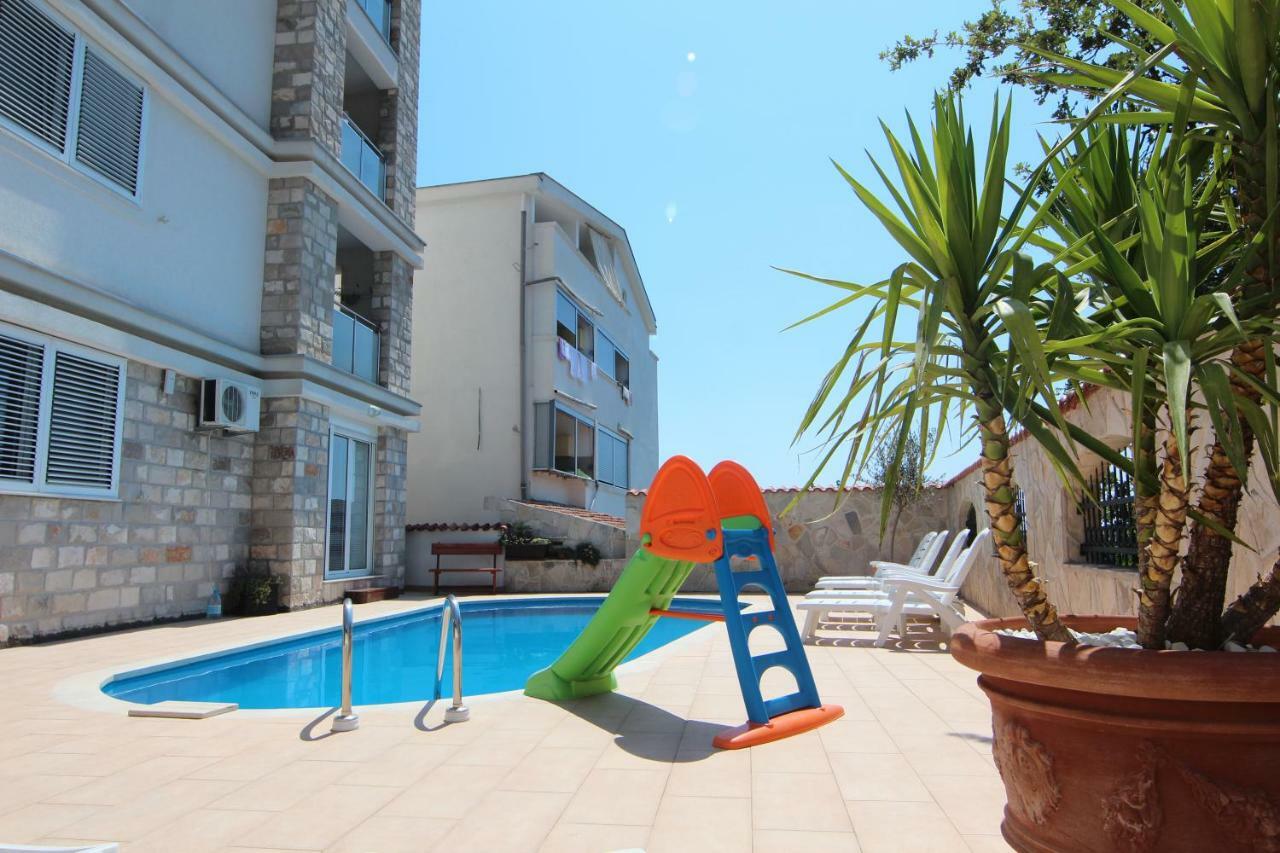 Lux M & A Apartments Budva Exterior foto